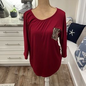 Burgundy quarter sleeve stretchy shirt